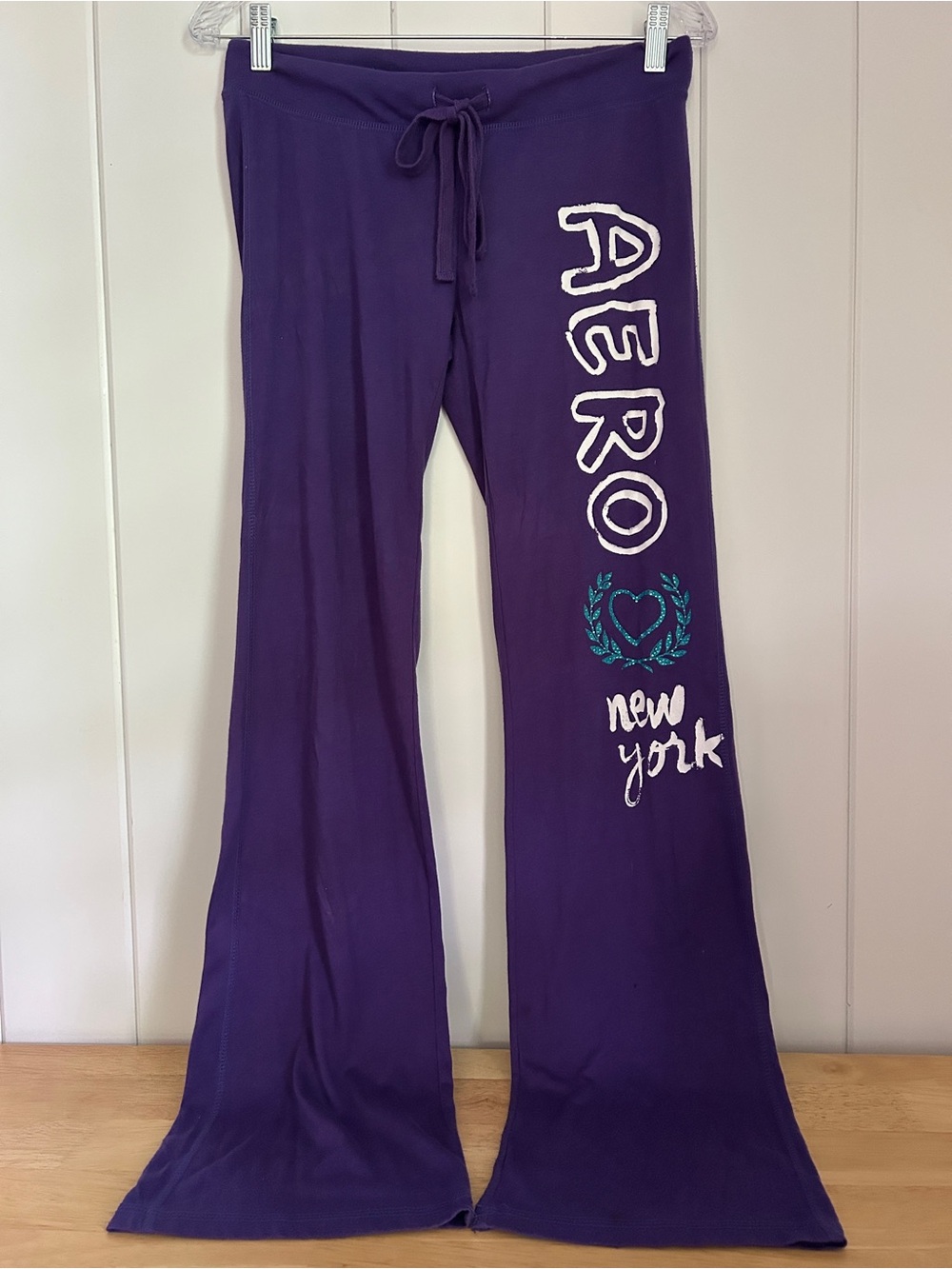 Vintage AERO NY Aeropostale S purple bootcut Sweatpants lounge pants Small 2012